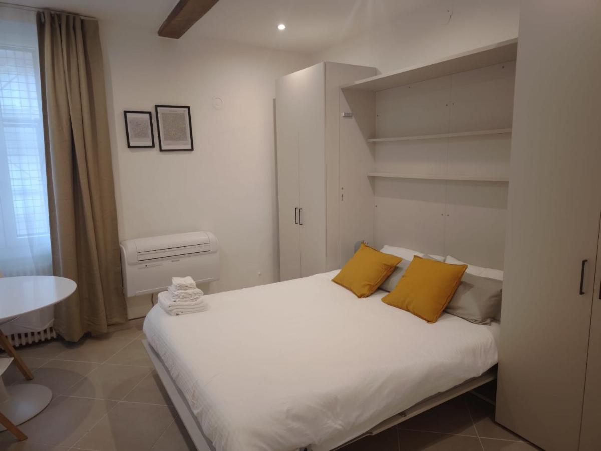 Guazzo Apartment - Self Check-In بارما المظهر الخارجي الصورة