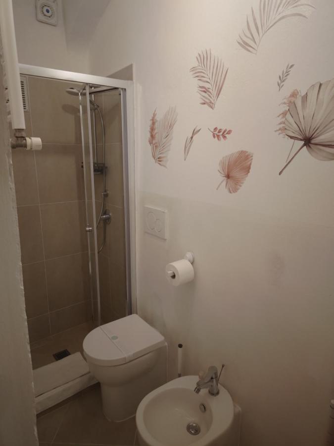 Guazzo Apartment - Self Check-In بارما المظهر الخارجي الصورة